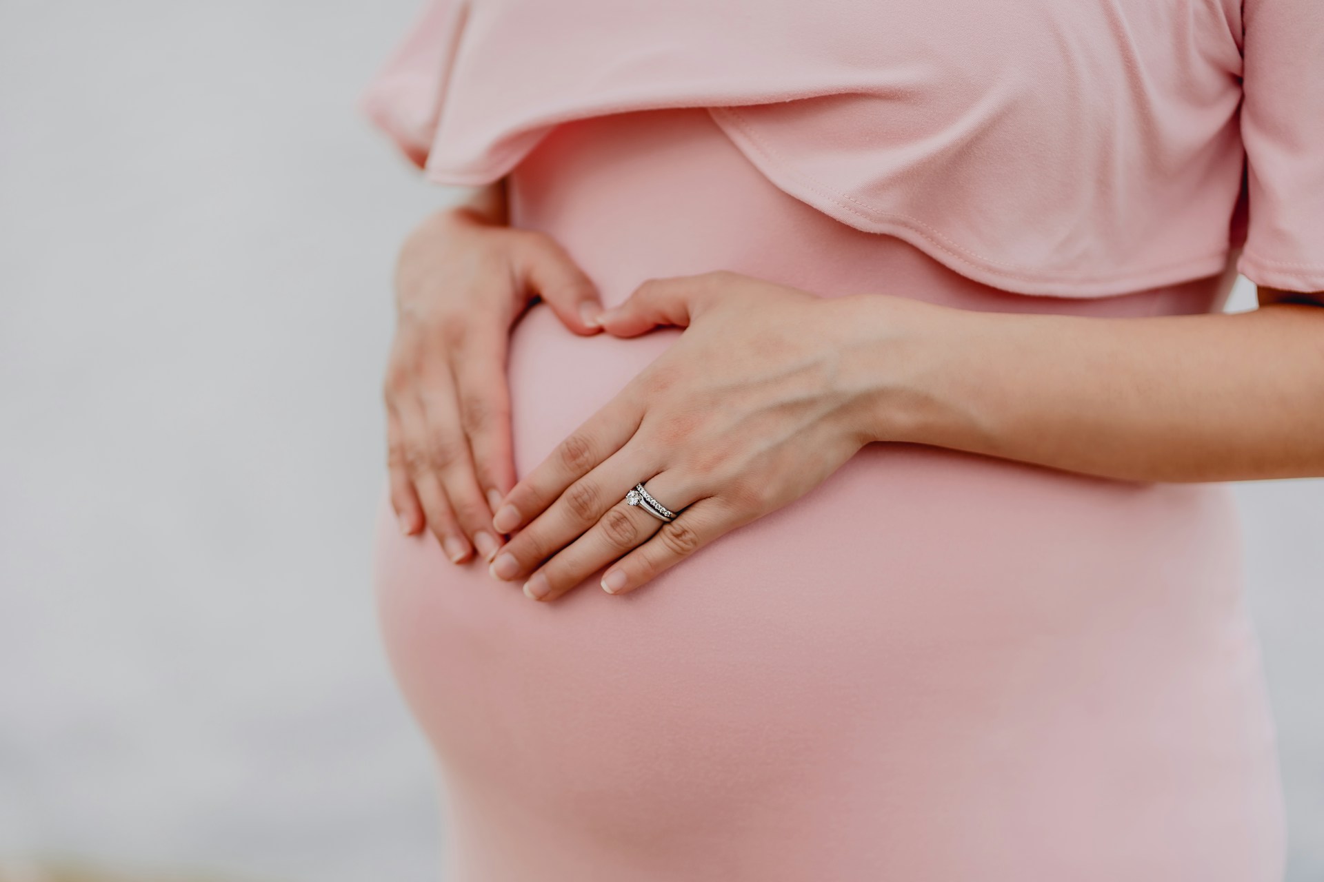 Ile trwa plamienie implantacyjne?